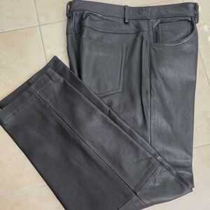 Black Leather Pants Size 36 Medium Weight For Cold Weather.  Like New